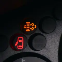 Kontrolka DPF świeci się, a drzwi są otwarte. Czas pomyśleć, jak wymusić wypalanie dpf, zanim będzie za późno.